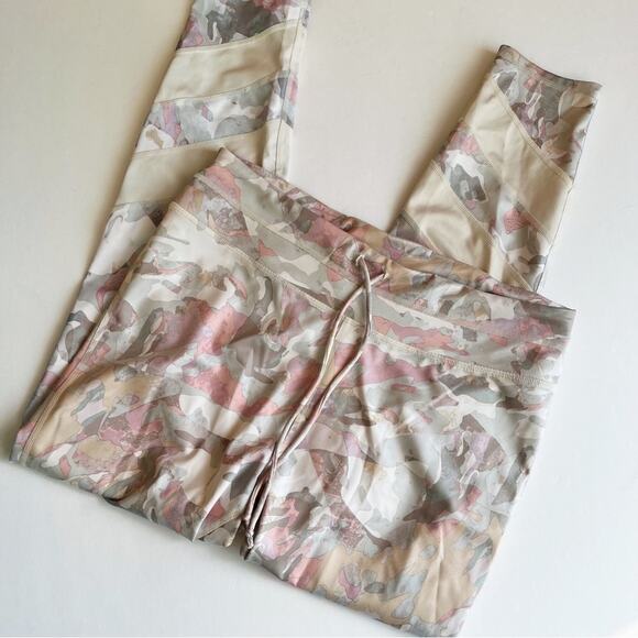 Free People Movement Daylight Graphic Legging - Picture 2 of 9